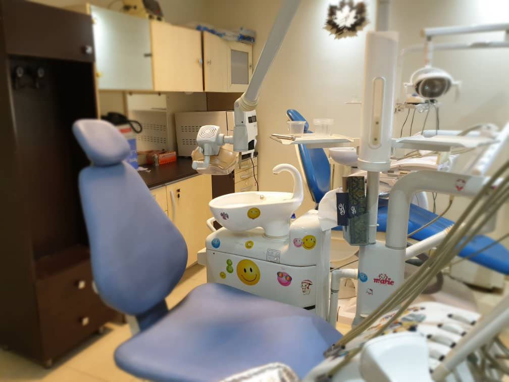 معروفترین متخصص درمان ریشه